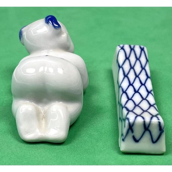 VTG Lot 2 Blue White Handpainted Ceramic CHOPSTICK RESTS Pillow Baby Chinese EUC - Picture 4 of 5